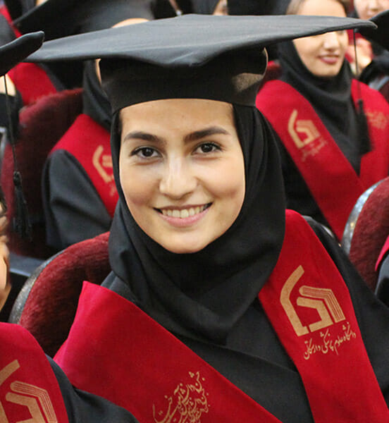 زهرا باقری