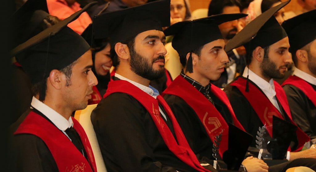 فارغ التحصیلی