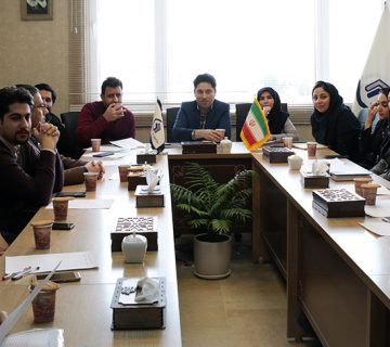 جلسه کارکنان و هیات علمی