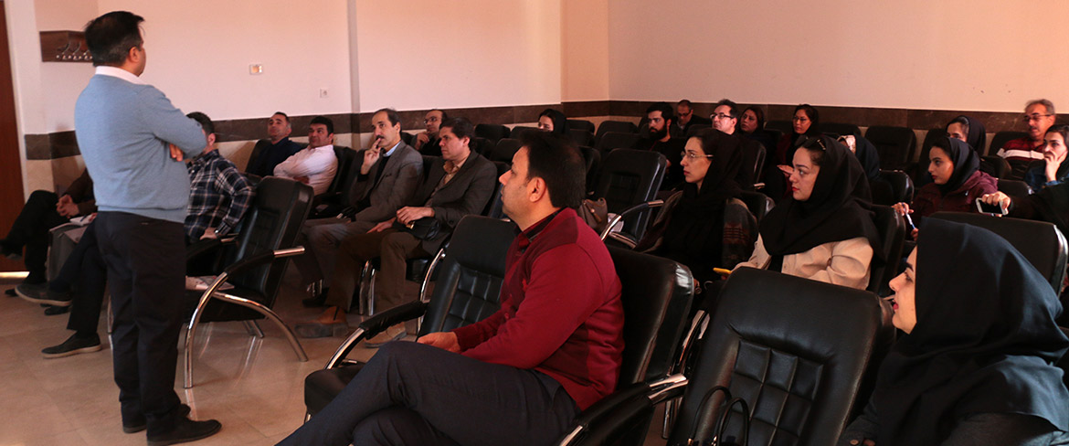 دکتر کیارش قزوینی