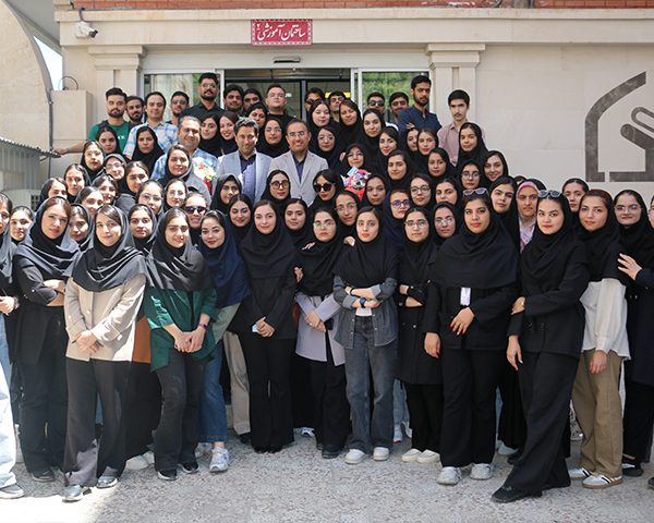 دانشجویان وارستگان