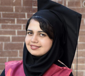 هلیا رستم خانی