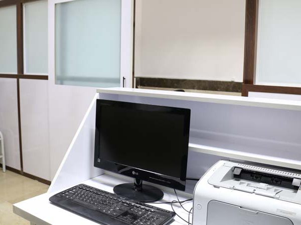آزمایشگاه کارآموزی علوم پزشکی وارستگان