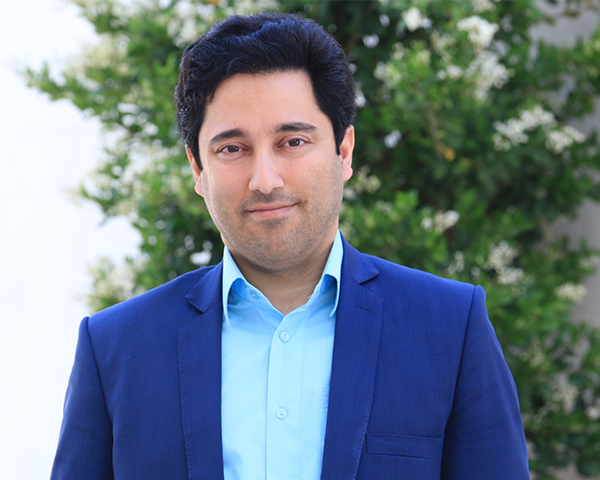 دکتر مصطفی جهانگیر