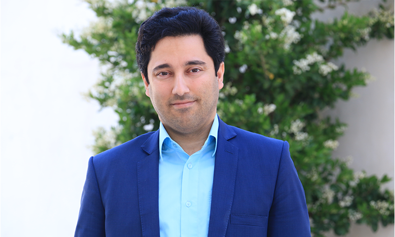 دکتر مصطفی جهانگیر