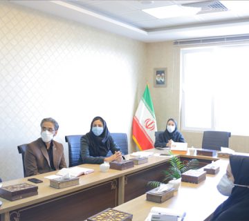 هم اندیشی اساتید زبان