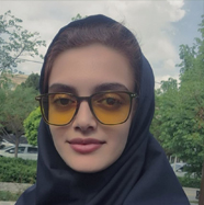 ریحانه مراد زاده