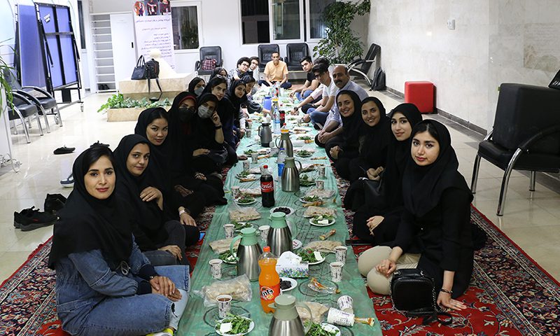 ضیافت افطاری