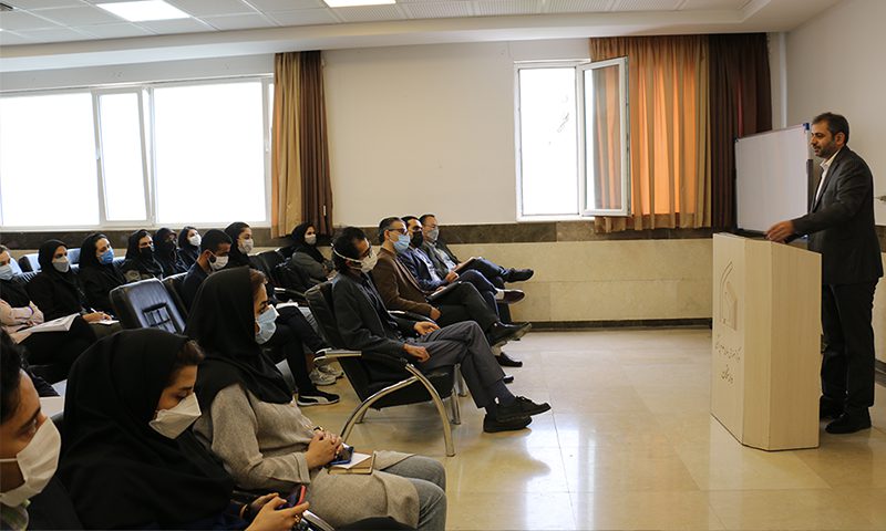 دکتر ثاقبی