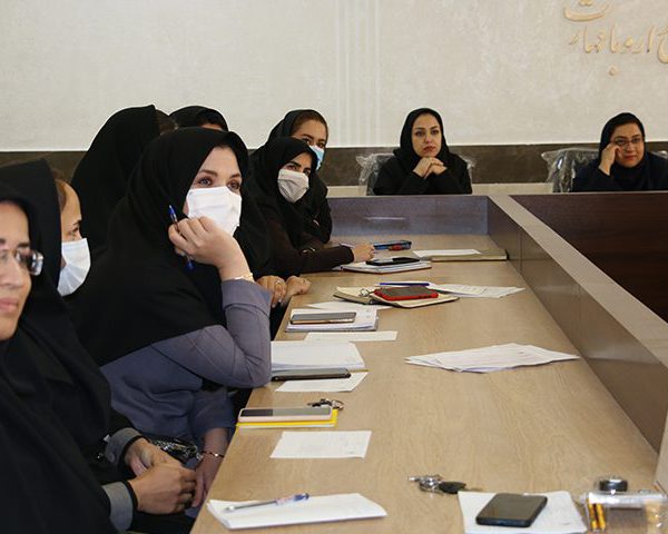 کارگاه کتابخوانی