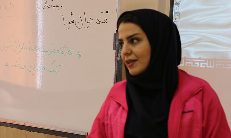 تندخوانی