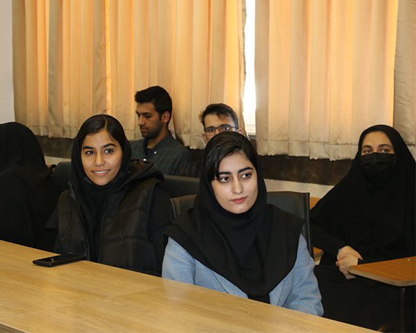 نشست صمیمانه معاونت فرهنگی دانشجویی با دبیران کانون‌های فرهنگی