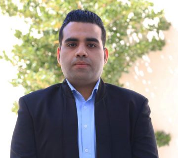 دکتر جاوید