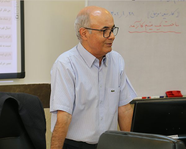 کارگاه ساخت یک تیم کارآمد