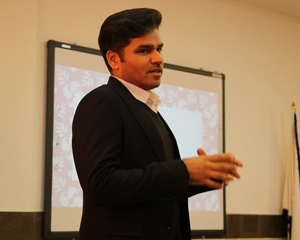 انتقال تجربه در حوزه‌ی کسب و کار و کارآفرینی