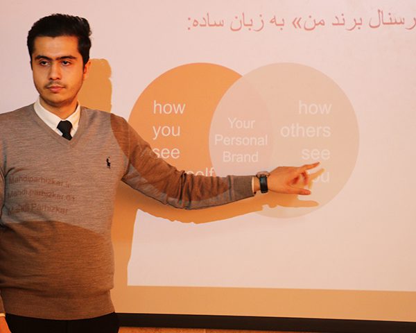 نحوه ایجاد اکانت لینکدین حرفه‌ای