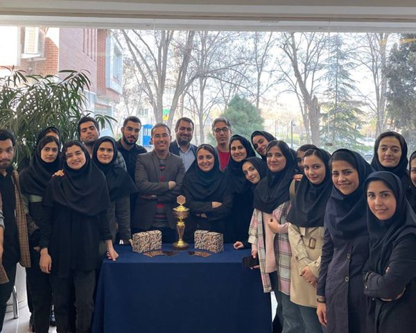 برگزاری مسابقه فوتبال دستی بین اساتید با دانشجویان