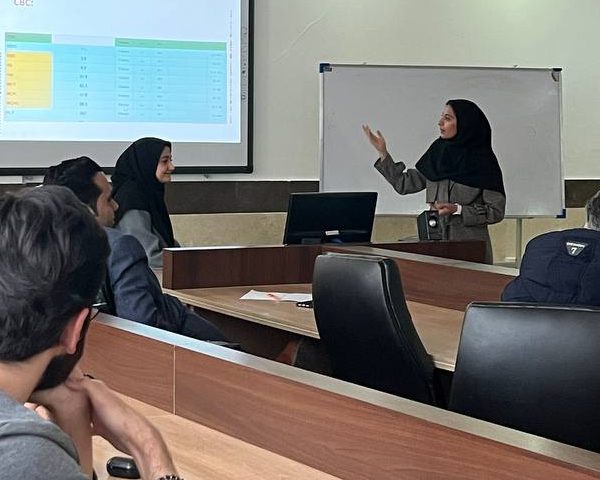 برگزاری دومین جلسه کیس بالینی در درس کارآموزی در عرصه دانشجویان ورودی ۹۹۱ علوم آزمایشگاهی