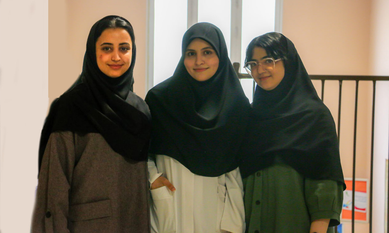 Holding a healthy eating workshop for students