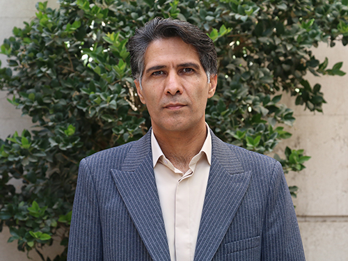 دکتر زوار