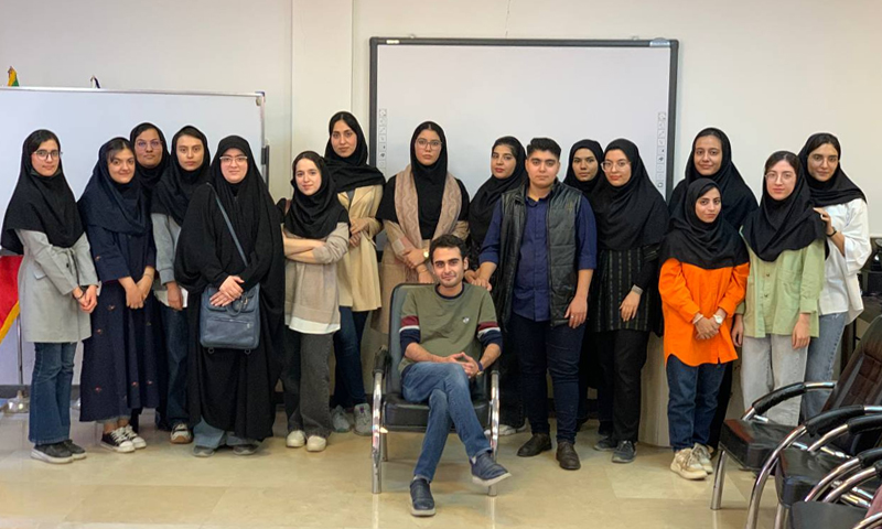 جلسات "free discussion"