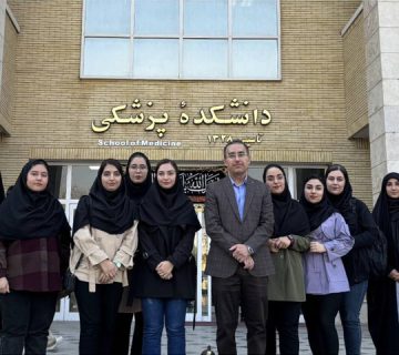 حضور دانشجویان رشته فناوری اطلاعات سلامت علوم پزشکی وارستگان در جلسه دفاع از پایان نامه دکتری دانشگاه علوم پزشکی مشهد