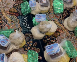 تهيه و توزيع بسته های ارزاق برای چهل خانواده نيازمند توسط کانون خیریه تبسم