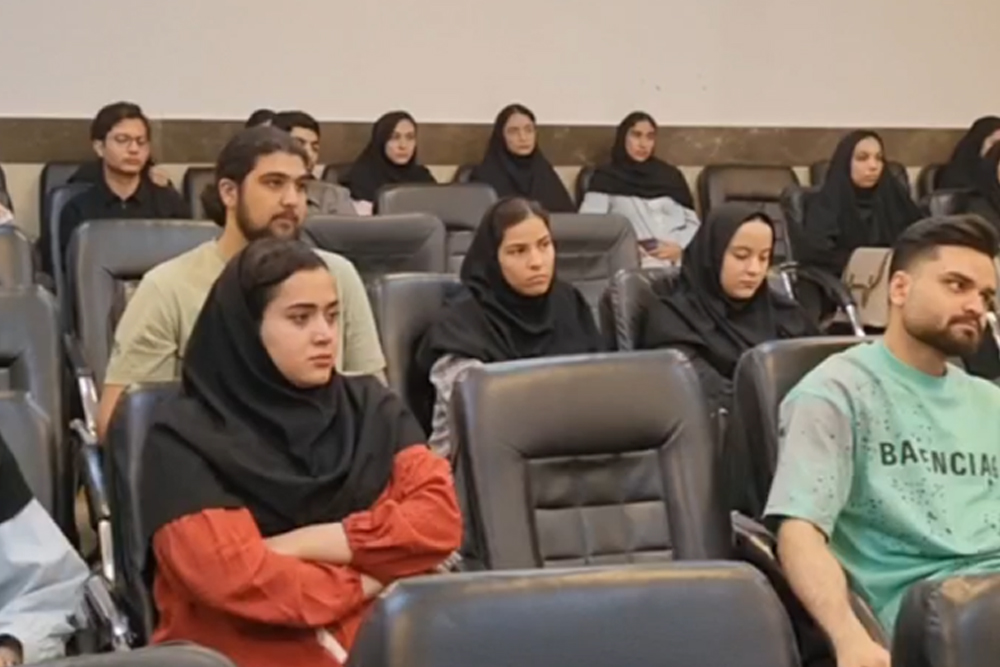 اکران و نقد فیلم سینمایی پیلوت در حوزه HIT