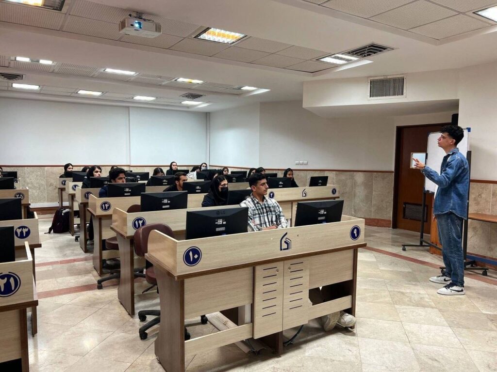 برگزاری کارگاه آموزشی "آموزش ابزارهای هیومانایزر مبتنی بر هوش مصنوعی